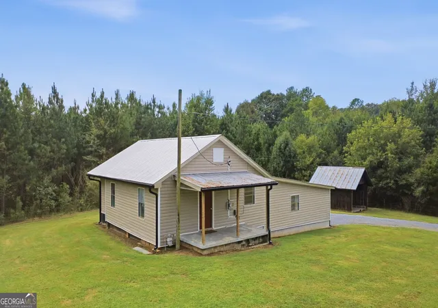 Photo 1 of Single family home for sale at 550 Burton Rd, Trion, GA 30753 | MLS# 10853263 | Listing updated on 2026-10-09