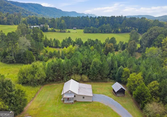 Photo 2 of Single family home for sale at 550 Burton Rd, Trion, GA 30753 | MLS# 10853263 | Listing updated on 2026-10-09
