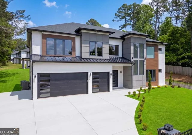 Photo 2 of Single family home for sale at 2709 Collins Hl Rd, Lawrenceville, GA 30043 | MLS# 10837046 | Listing updated on 2026-09-15