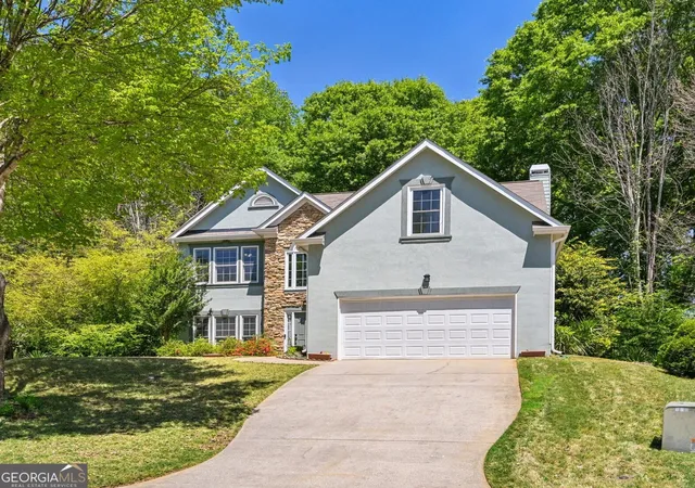 Photo 2 of Single family home for sale at 15 Briarleigh Way, Newnan, GA 30265 | MLS# 10838664 | Listing updated on 2026-09-10