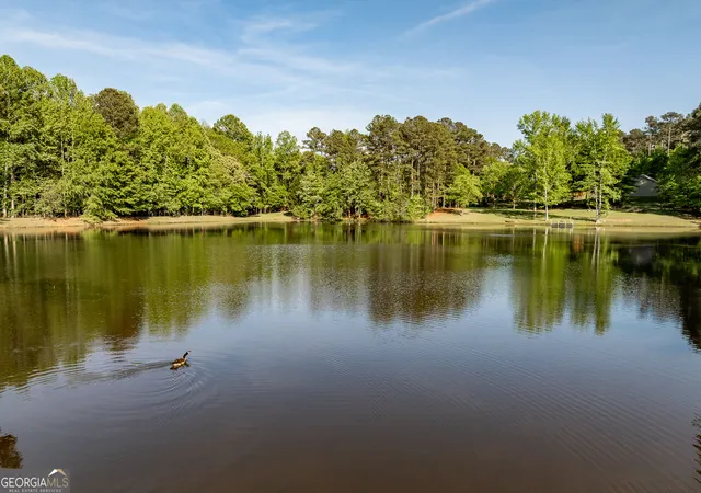 Photo 3 of Single family home for sale at 136 Hidden Lake Dr, Hull, GA 30646 | MLS# 10839406 | Listing updated on 2026-09-04
