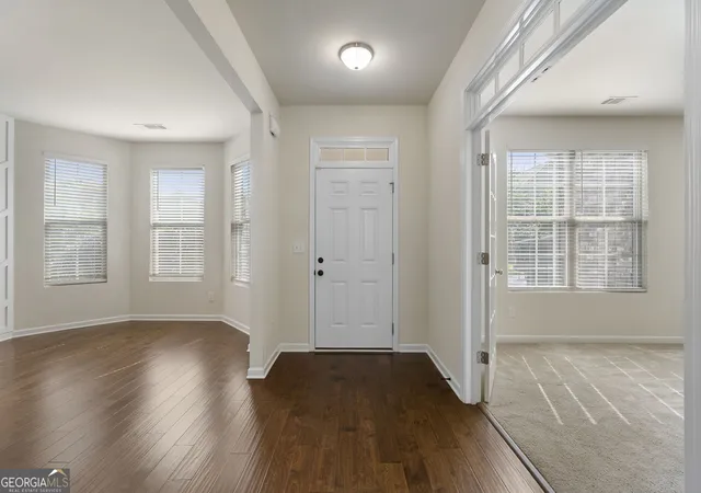 Photo 3 of Single family home for sale at 578 Victoria Hts Dr, Dallas, GA 30132 | MLS# 10850761 | Listing updated on 2026-10-06