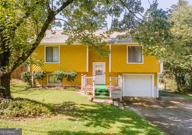 Single family home for sale at 728 Mountain Village Dr, Stone Mountain, GA 30083 | MLS# 10853537