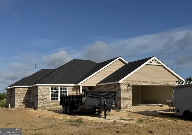 Photo 1 of Single family home for sale at 104 Parker Pl, Lyons, GA 30436 | MLS# 10811955 | Listing updated on 2026-09-18
