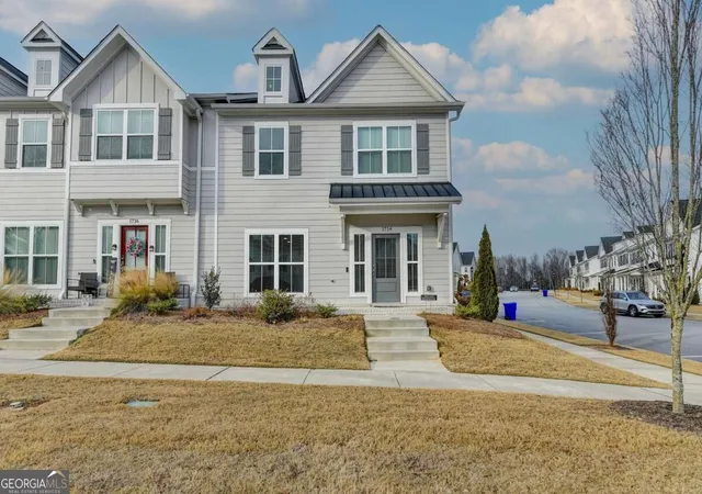 Townhouse for sale at 1714 Prospect Way SW, Conyers, GA 30094 | MLS# 10853315
