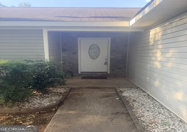 Photo 4 of Single family home for sale at 97 Tiffany Ln, Warner Robins, GA 31093 | MLS# 10840382 | Listing updated on 2026-09-18