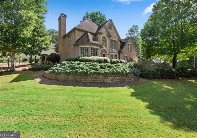 Photo 2 of Single family home for sale at 1720 Monarch Ct, Cumming, GA 30041 | MLS# 10851505 | Listing updated on 2026-10-08