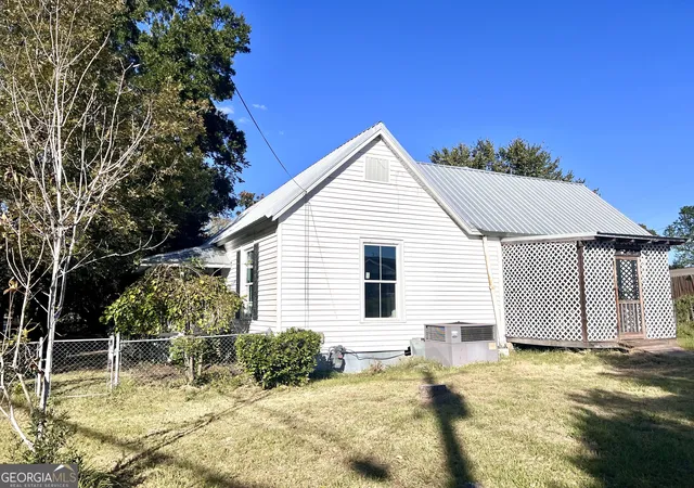 Photo 4 of Single family home for sale at 603 Griffin Ave, Eastman, GA 31023 | MLS# 10878923 | Listing updated on 2026-10-28