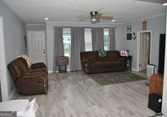 Photo 3 of Single family home for sale at 579 Lynmore Ave, Macon, GA 31206 | MLS# 10841380 | Listing updated on 2026-09-21