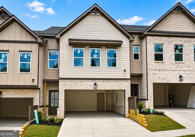 Photo 2 of Townhouse for sale at 4349 Fern River Bnd #31, Norcross, GA 30093 | MLS# 10837358 | Listing updated on 2026-09-15