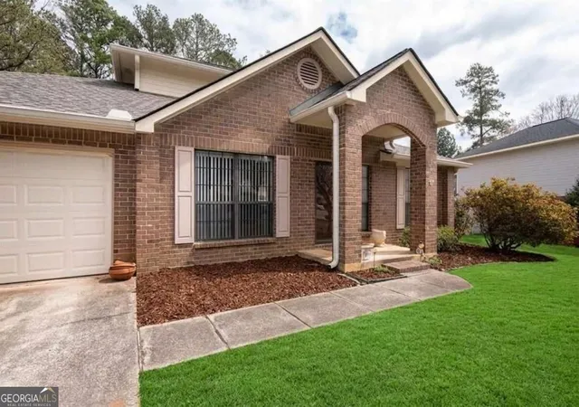 Single family home for sale at 1980 Hunters Ridge Dr, Lawrenceville, GA 30044 | MLS# 10850895