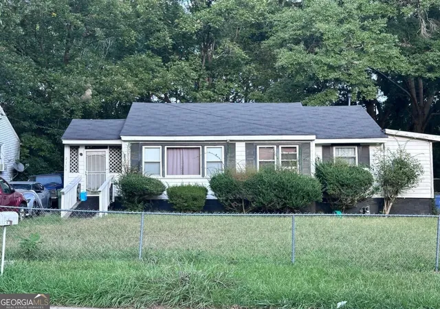 Photo 4 of Single family home for sale at 2164 Browns Ml Rd SE, Atlanta, GA 30315 | MLS# 10841247 | Listing updated on 2026-09-08