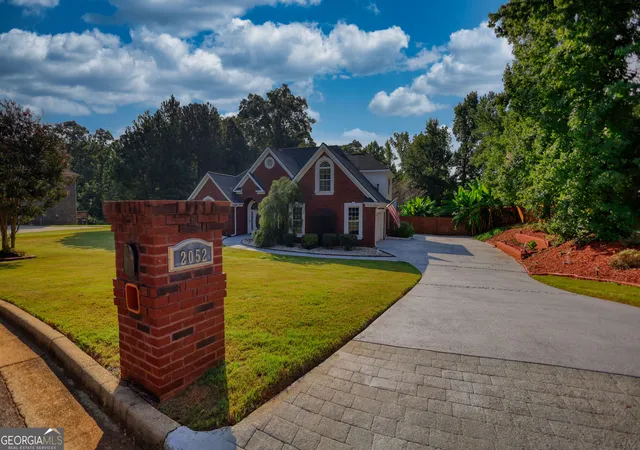 Photo 3 of Single family home for sale at 2052 Whippoorwill Way, Conyers, GA 30094 | MLS# 10841469 | Listing updated on 2026-09-21