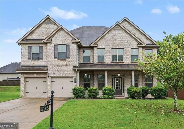 Photo 1 of Single family home for sale at 5145 Whisper Point Blvd, Cumming, GA 30028 | MLS# 10839630 | Listing updated on 2026-09-18