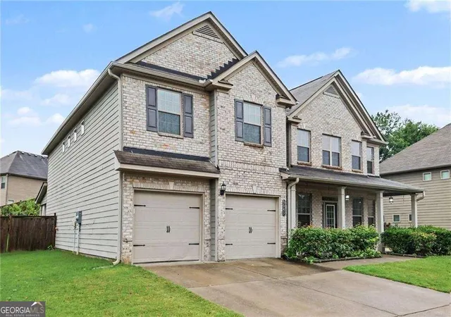 Photo 3 of Single family home for sale at 5145 Whisper Point Blvd, Cumming, GA 30028 | MLS# 10839630 | Listing updated on 2026-09-18