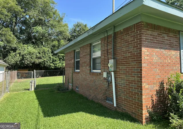 Photo 3 of Single family home for sale at 341 Mike St, Warner Robins, GA 31088 | MLS# 10852352 | Listing updated on 2026-09-24
