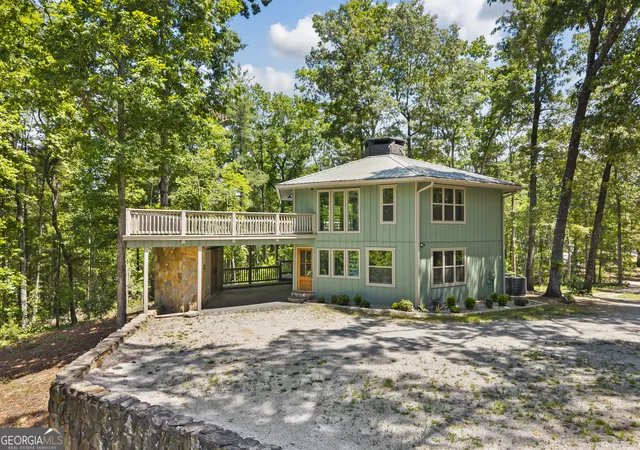 Photo 2 of Single family home for sale at 484 Mountain Stream Ln, Lakemont, GA 30552 | MLS# 10769373 | Listing updated on 2026-09-08