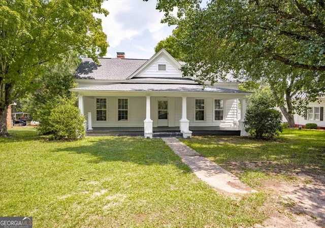 Photo 1 of Single family home for sale at 182 Dallas St, Lincolnton, GA 30817 | MLS# 10852788 | Listing updated on 2026-10-10