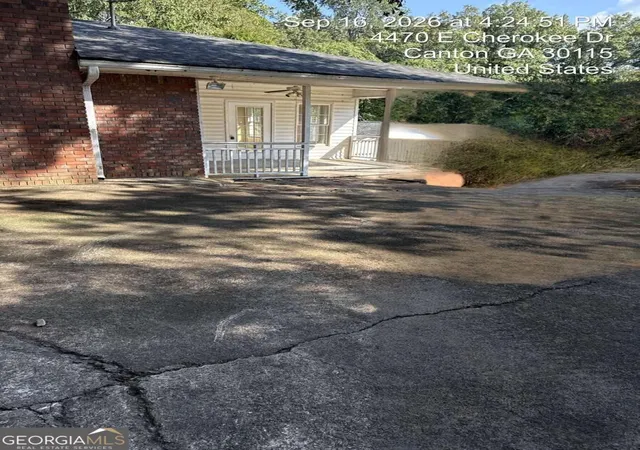 Photo 3 of Single family home for sale at 4470 E Cherokee Dr, Canton, GA 30115 | MLS# 10851127 | Listing updated on 2026-09-23