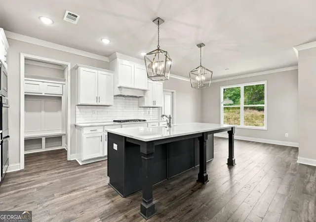 Photo 2 of Single family home for sale at 8845 Jot Em Dl Rd, Gainesville, GA 30506 | MLS# 10878518 | Listing updated on 2026-10-27