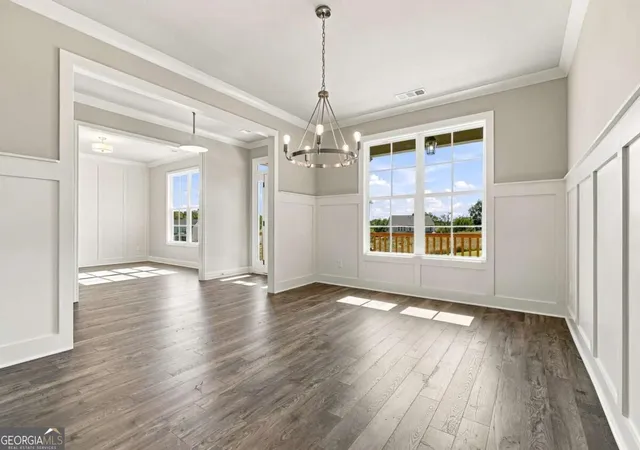Photo 4 of Single family home for sale at 8845 Jot Em Dl Rd, Gainesville, GA 30506 | MLS# 10878518 | Listing updated on 2026-10-27