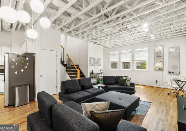 Photo 3 of Condo for sale at 229 Peters St SW #4, Atlanta, GA 30313 | MLS# 10845628 | Listing updated on 2026-10-21