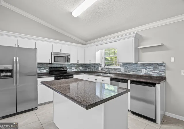 Photo 2 of Single family home for sale at 1435 Firefinder Ln, Hinesville, GA 31313 | MLS# 10839822 | Listing updated on 2026-09-15