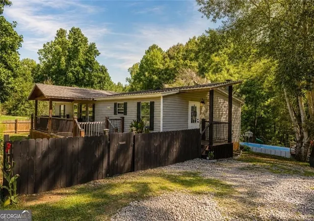 Photo 1 of Sale Pending at 112 Center Grv Dr, Cleveland, GA 30528 | MLS# 10838861 | Listing updated on 2026-09-21