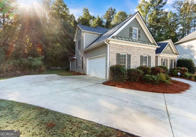 Photo 2 of Single family home for sale at 5723 Vinings Retreat Way Sw, Mableton, GA 30126 | MLS# 10841157 | Listing updated on 2026-10-07