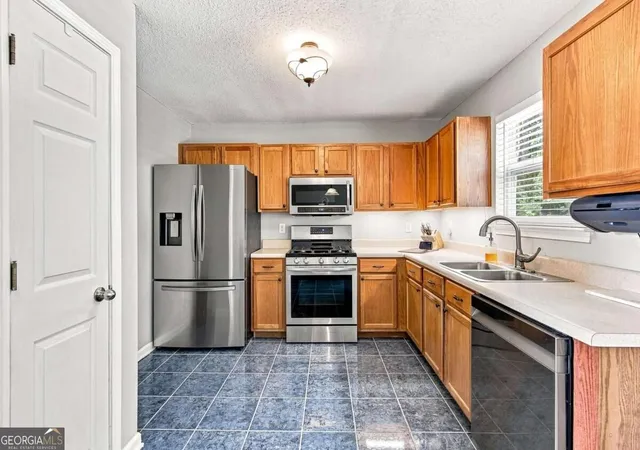 Photo 4 of Single family home for sale at 216 Mystic Holw, Canton, GA 30114 | MLS# 10836971 | Listing updated on 2026-09-15