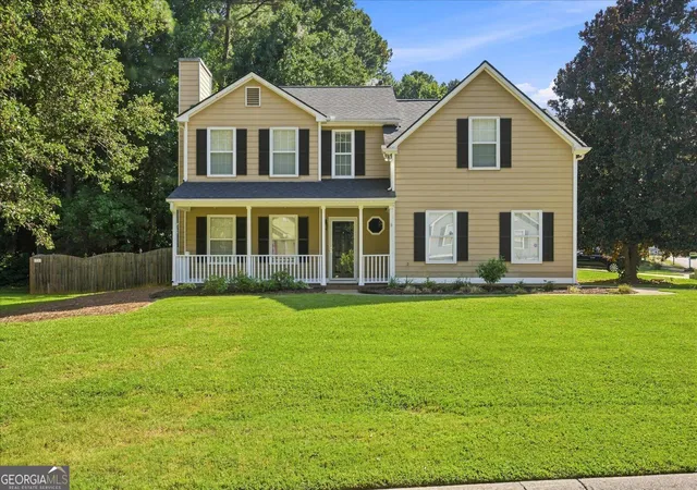 Single family home for sale at 2928 Noah Dr, Acworth, GA 30101 | MLS# 10838486