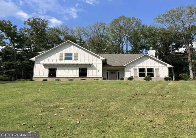 Photo 2 of Single family home for sale at 33 Hometown Ct, Jefferson, GA 30549 | MLS# 10847340 | Listing updated on 2026-10-05