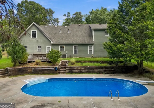 Photo 3 of Single family home for sale at 3343 Pommel Ct, Loganville, GA 30052 | MLS# 10847051 | Listing updated on 2026-09-30
