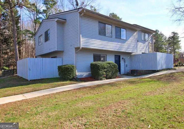 Photo 2 of Condo for sale at 3756 Mulkey Cir SW, Marietta, GA 30008 | MLS# 10851189 | Listing updated on 2026-10-02