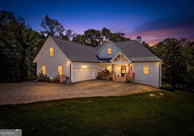Photo 3 of Single family home for sale at 449 Captains Ct, Clarkesville, GA 30523 | MLS# 10846415 | Listing updated on 2026-09-30