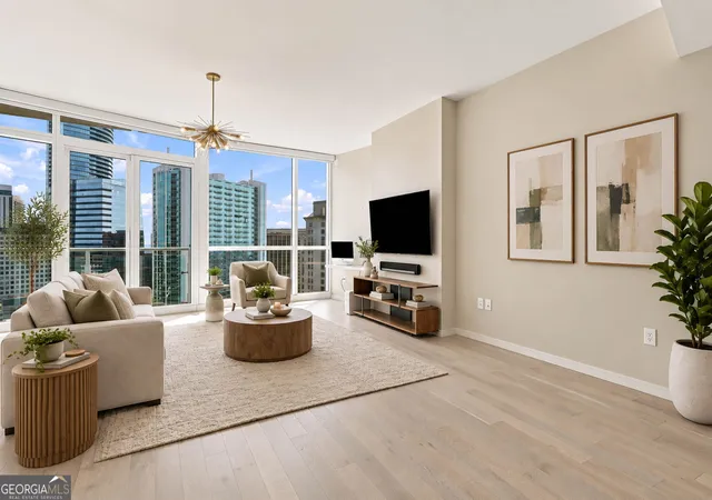 Photo 2 of Condo for sale at 3325 Piedmont Rd Ne #1910, Atlanta, GA 30305 | MLS# 10817333 | Listing updated on 2026-09-29