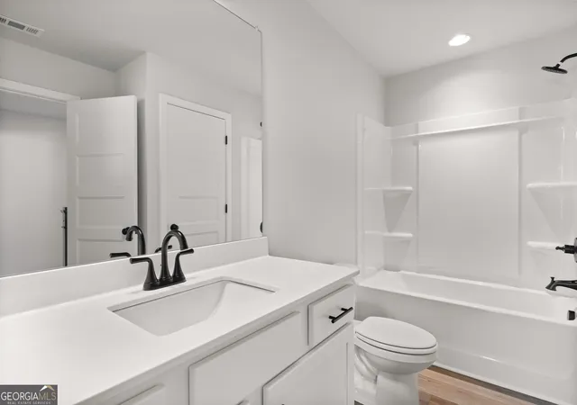 Photo 4 of Single family home for sale at 279 Rosewood Park Dr, Hoschton, GA 30548 | MLS# 10844409 | Listing updated on 2026-09-14