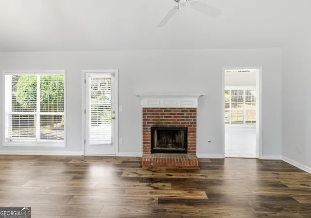 Photo 2 of Single family home for sale at 3104 Baker Plantation Ct, Acworth, GA 30101 | MLS# 10856138 | Listing updated on 2026-10-30