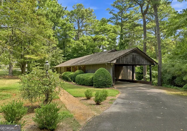 Photo 3 of Single family home for sale at 23 Saddle Mountain Rd Se, Rome, GA 30161 | MLS# 10839262 | Listing updated on 2026-09-12