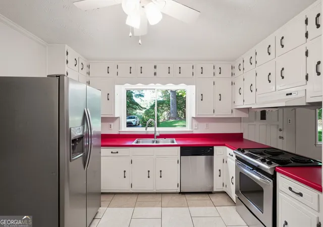 Photo 2 of Sale Pending at 184 Wagon Way Sw, Lilburn, GA 30047 | MLS# 10849233 | Listing updated on 2026-09-25