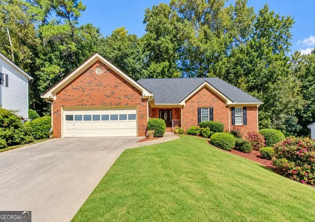 Photo 1 of Single family home for sale at 291 Shore Dr, Suwanee, GA 30024 | MLS# 10843972 | Listing updated on 2026-09-17