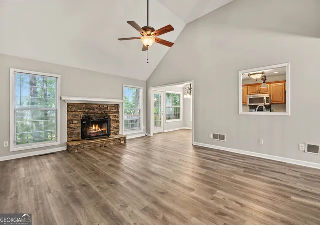 Photo 4 of Single family home for sale at 5360 Otter Crk Run, Cumming, GA 30040 | MLS# 10851238 | Listing updated on 2026-10-06