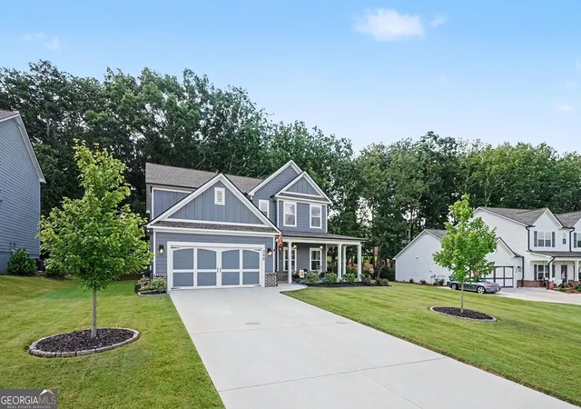 Photo 2 of Single family home for sale at 588 Calgary Downs Dr, Winder, GA 30680 | MLS# 10839586 | Listing updated on 2026-09-21