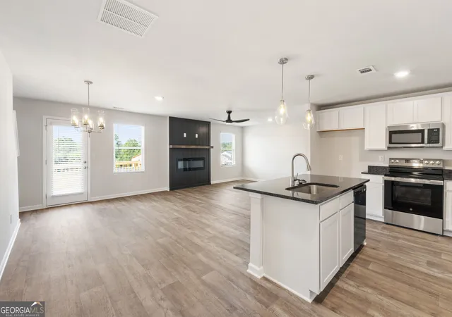 Photo 3 of Single family home for sale at 723 Lipizzan Tr, Hogansville, GA 30230 | MLS# 10849770 | Listing updated on 2026-10-04