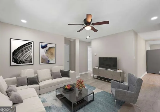 Photo 3 of Single family home for sale at 131 Watson St, Carrollton, GA 30117 | MLS# 10840350 | Listing updated on 2026-09-23