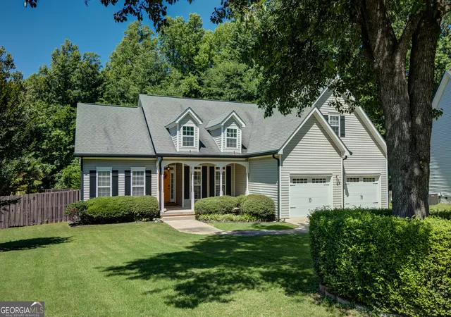 Photo 1 of Single family home for sale at 37 Forest Pt, Newnan, GA 30265 | MLS# 10831438 | Listing updated on 2026-09-19