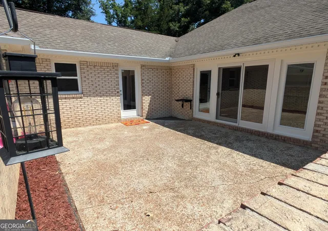 Photo 3 of Single family home for sale at 19 E Creekview Dr Sw, Rome, GA 30165 | MLS# 10826001 | Listing updated on 2026-10-07