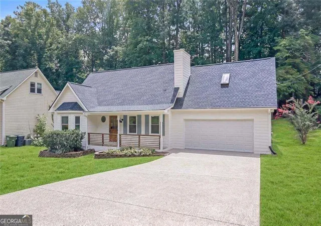 Photo 2 of Single family home for sale at 4491 Calumet Dr Nw, Kennesaw, GA 30152 | MLS# 10851430 | Listing updated on 2026-10-09