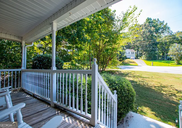 Photo 2 of Single family home for sale at 91 Bridgewood Dr, Douglasville, GA 30134 | MLS# 10851277 | Listing updated on 2026-10-08