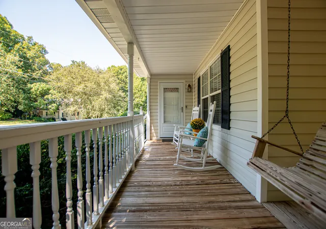Photo 3 of Single family home for sale at 91 Bridgewood Dr, Douglasville, GA 30134 | MLS# 10851277 | Listing updated on 2026-10-08